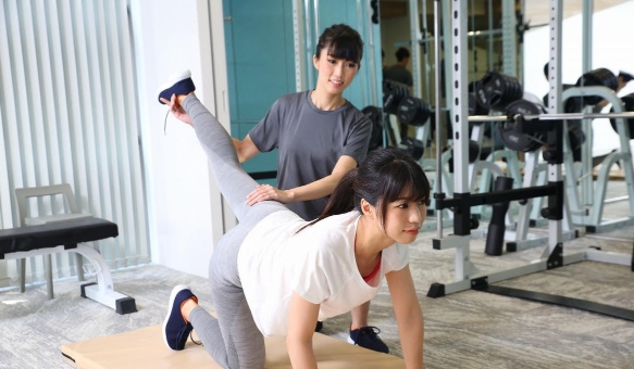 GYMS 池袋店